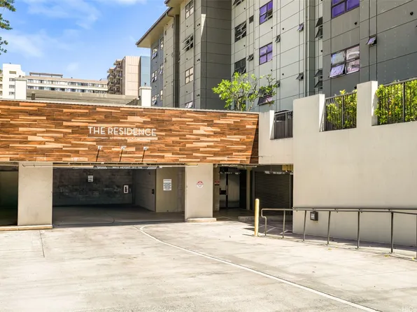 1310 Pensacola St #307, Honolulu, HI 96814