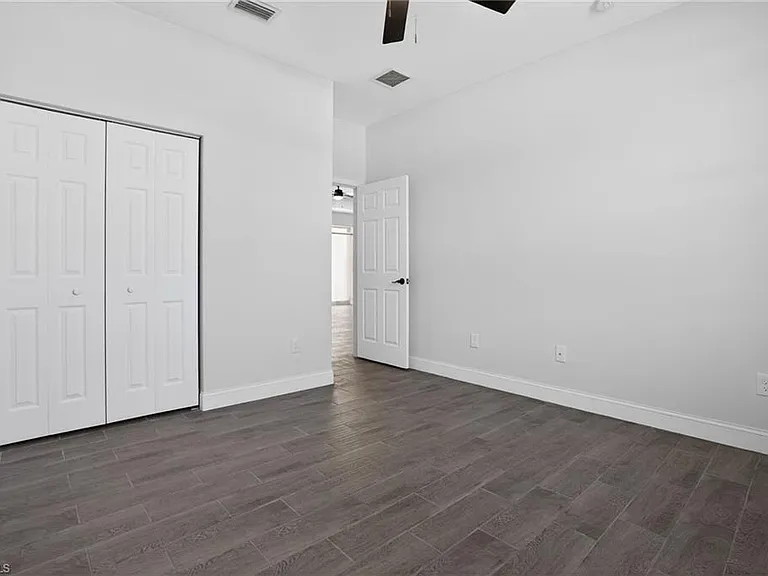 4630 Gene Ave N — Photo 21