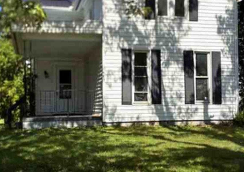 1st image of 409 Washington St