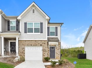 5701 Union Pointe Dr, Union City, GA 30291