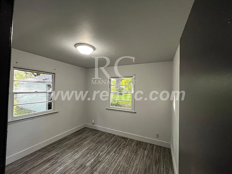 218 Tennessee Ave — Photo 11