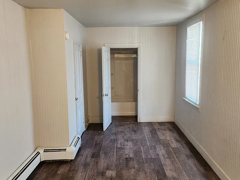 338 S Pershing Ave — Photo 14