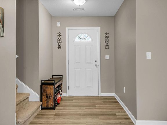 4th image of 605 Fountainbrook Ln