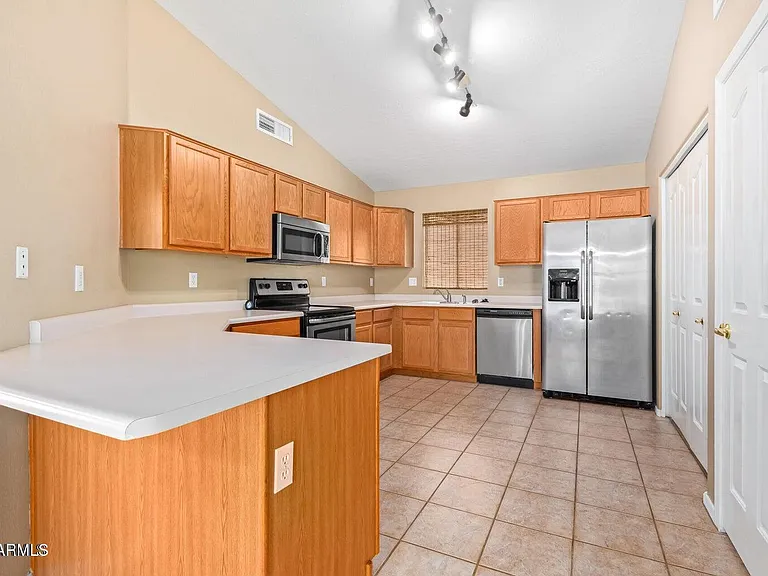 2221 E Union Hills Dr #158 — Photo 7