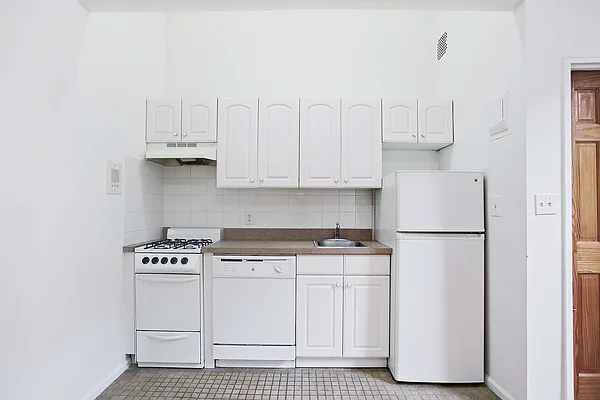 Rented by Halstead Real Estate | media 11