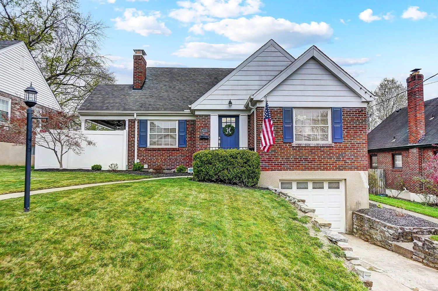 4122 Club View Dr photo 1