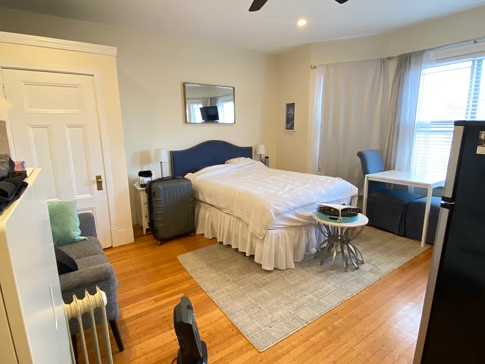 14 Chiswick Rd #1