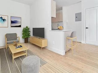 208 E 6th St #8D, New York, NY 10003