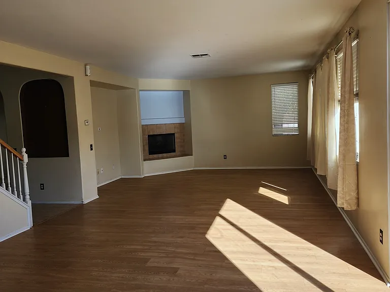 4405 Cloudywing Rd — Photo 5