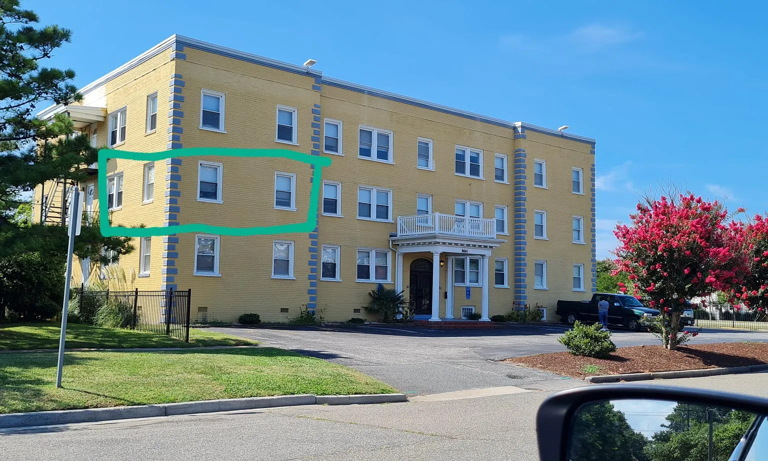 9641 Norfolk Ave — Photo 4