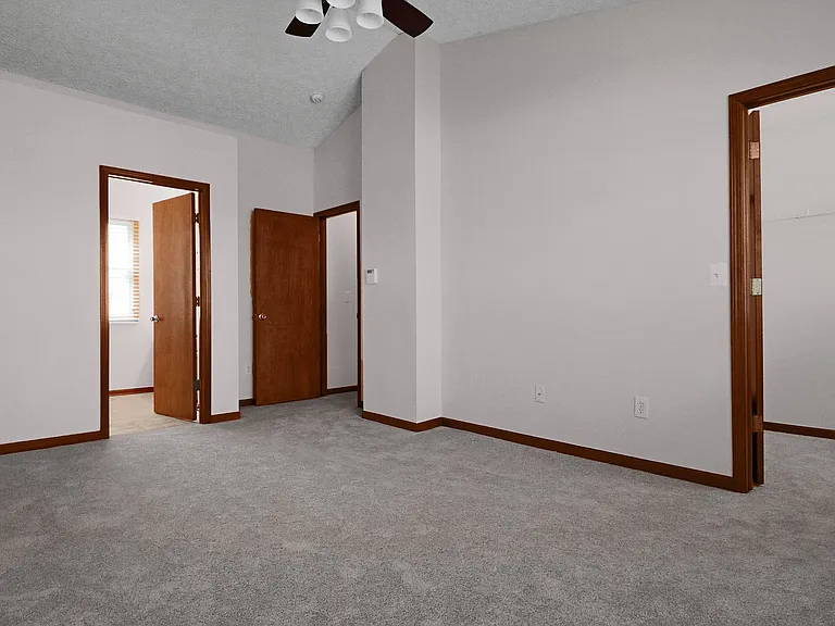 321 Amber Wood Way — Photo 7