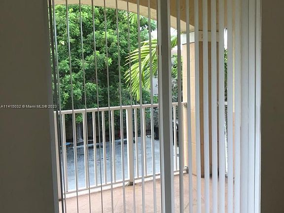 5th image of 13800 NE 3rd Ct APT 202