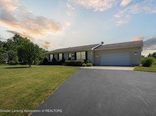 4482 E Clinton Trl, Eaton Rapids, MI 48827