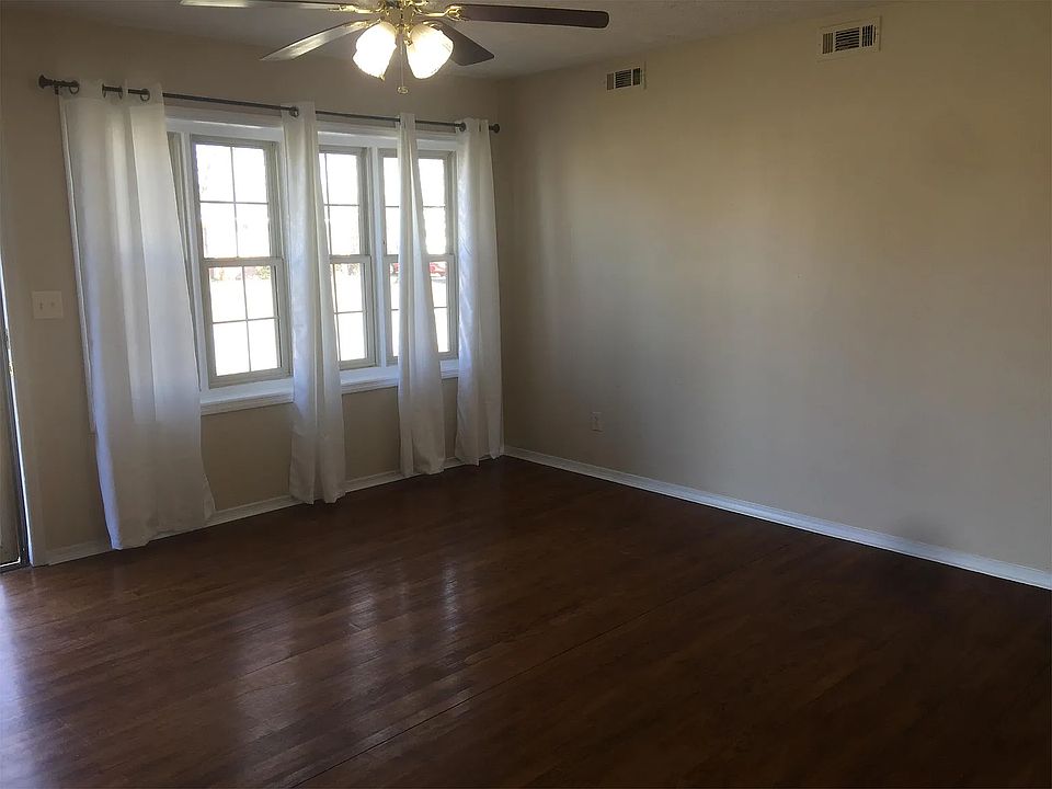 1st image of 3436 Lewis Ln