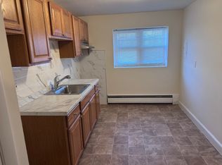 19 Grove St APT 3, Arlington, MA 02476