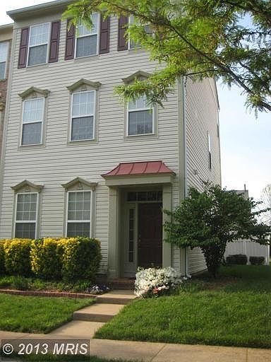2nd image of 42806 Cedar Hedge St