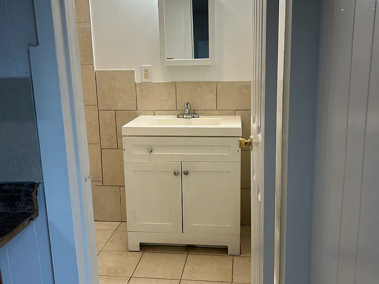 92 Gates St #2 — Photo 19