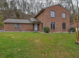 2173 Longreen Rd, Kingsport, TN 37660