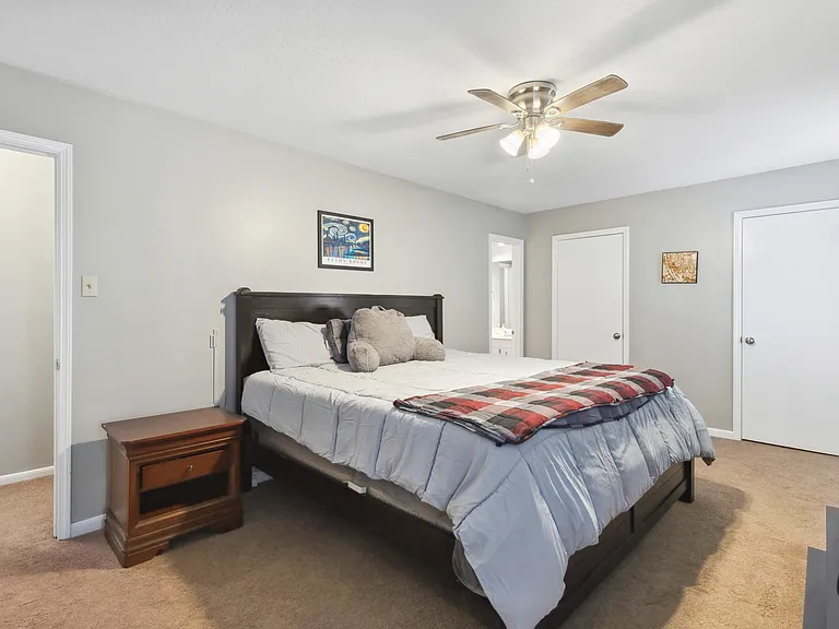 119 Brookwood Ln — Photo 9