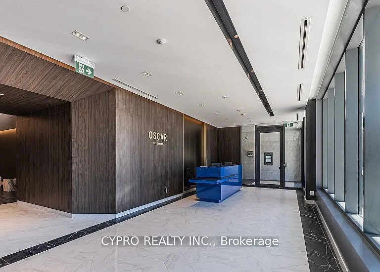 500 Dupont St #616 — Photo 4