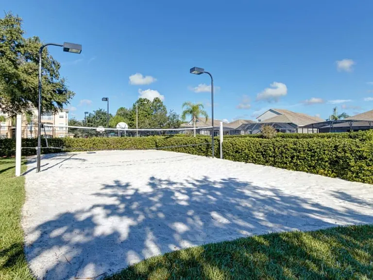 Silver Palm Dr — Photo 56