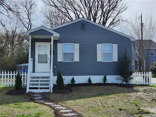 301 Webb St, Suffolk, VA 23434