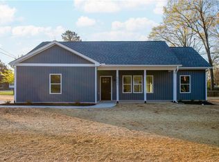 2602 Evergreen Ln, Burlington, NC 27215