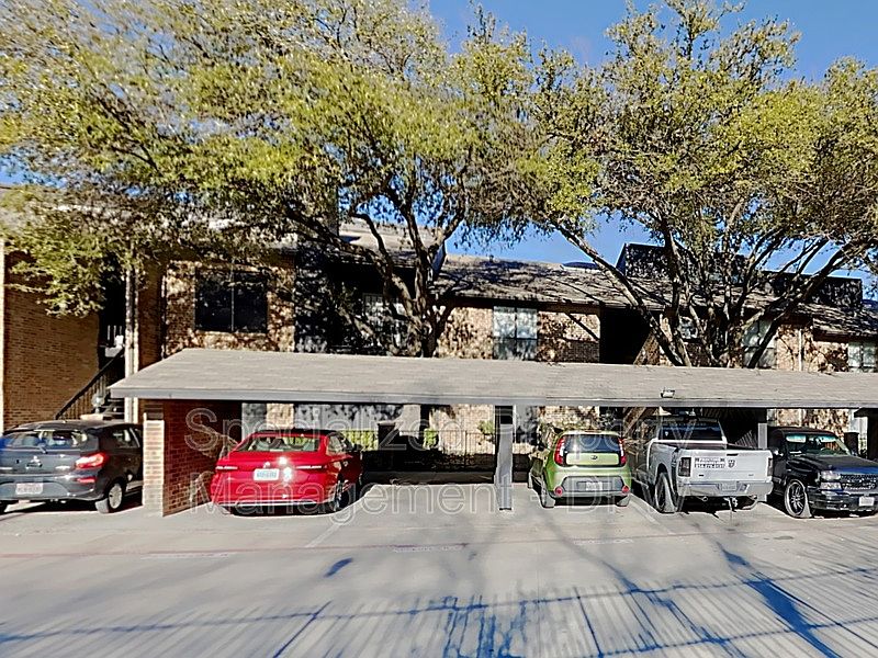 1st image of 7525 Holly Hill Dr APT 40