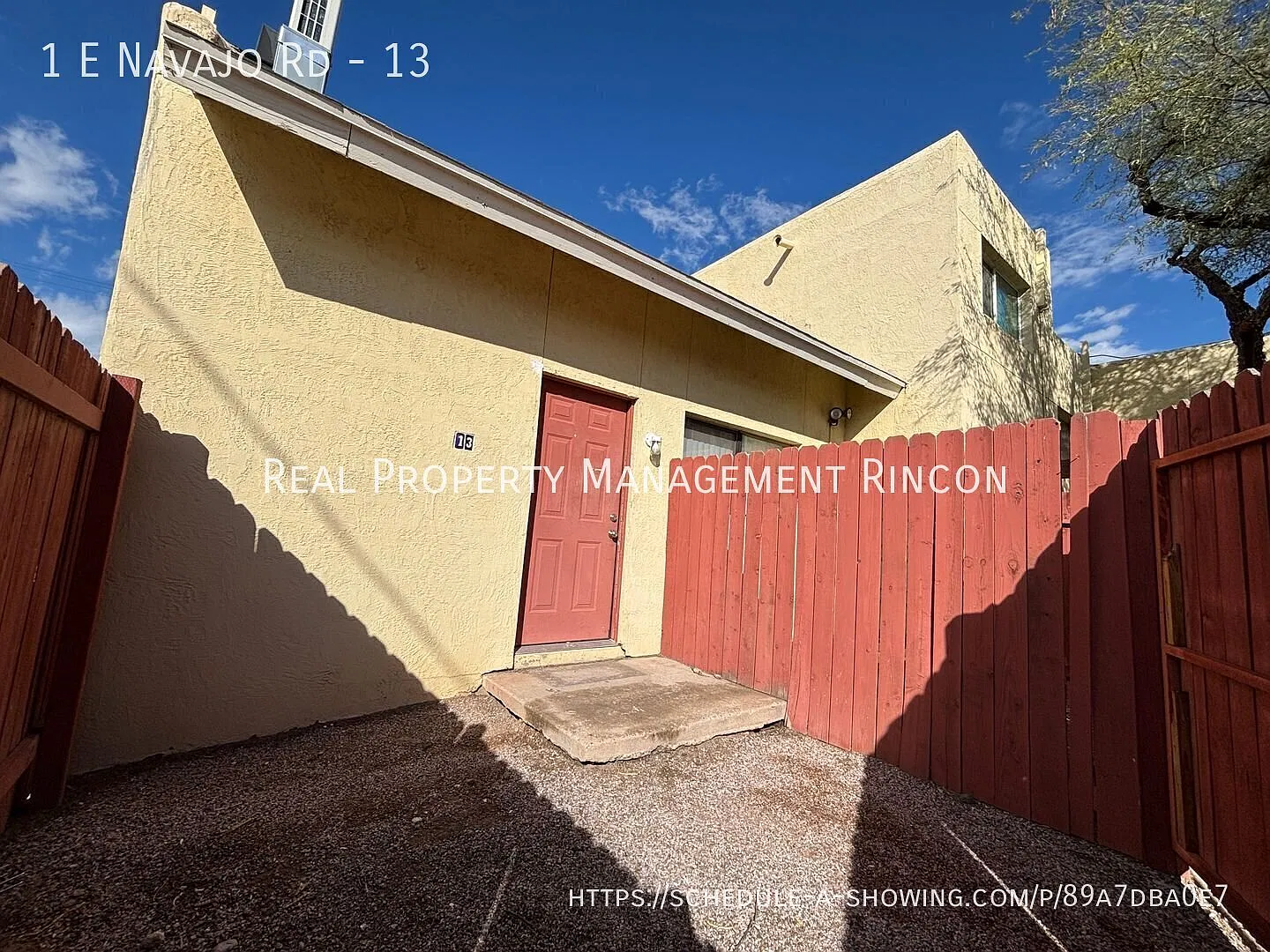Centrally Located 1-Bed/1-Bath With Huge Closet! Water, Sewer & Trash Included!! — Photo 1