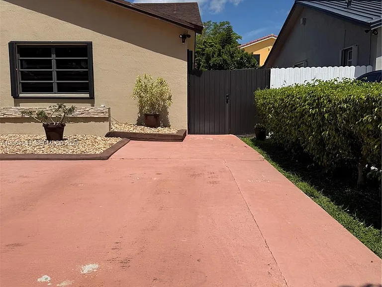10903 SW 146th Ct #0 — Photo 2