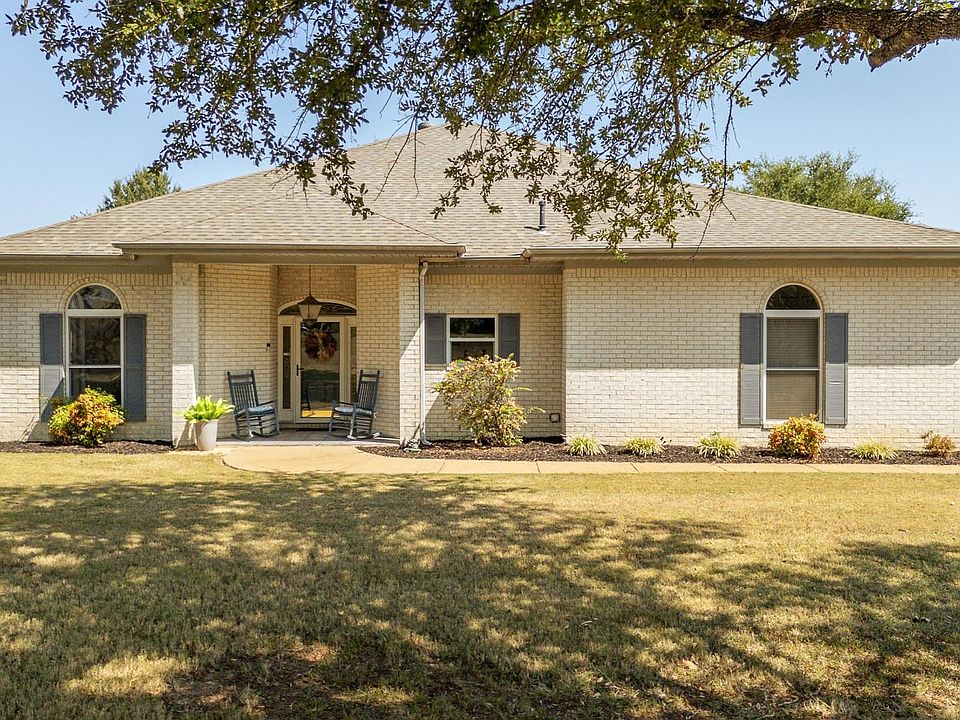 1st image of 1350 Blanton Rd