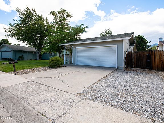 3rd image of 3338 Somerset Way