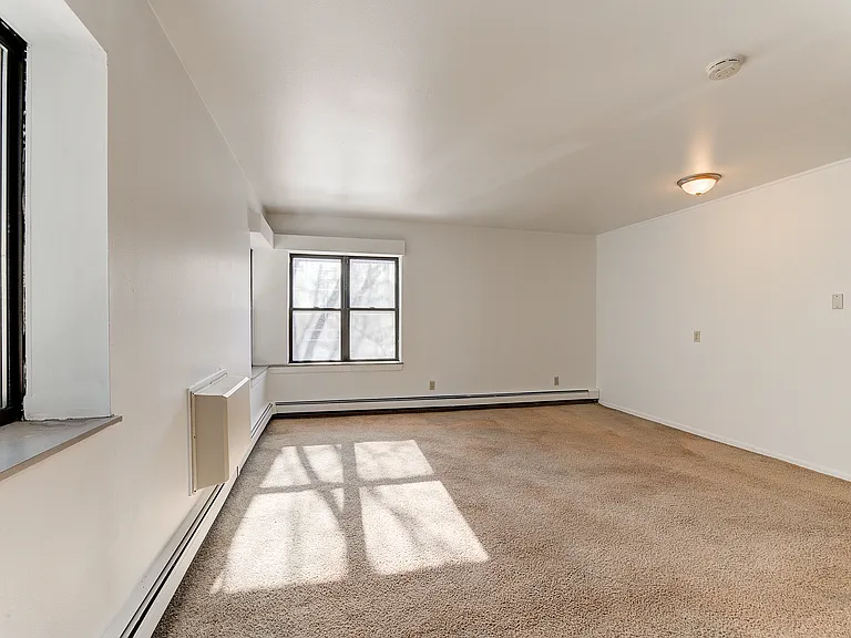 Johnson Legacy East — Photo 19