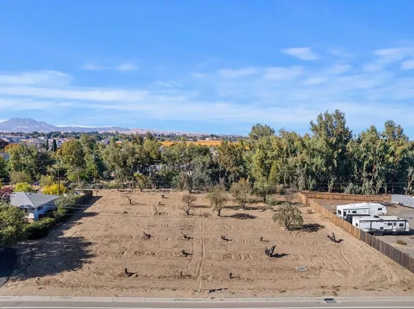 3901B Rose Ave, Oakley, CA 94561