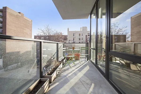 Rented by REAL New York | media 12