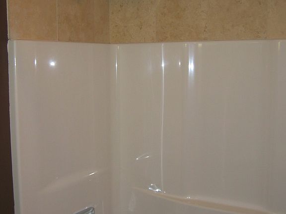 shower/tub