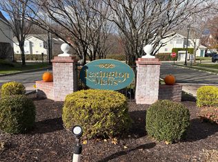 Lexington Mews, Danbury, CT 06811