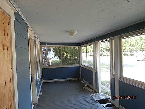 3rd image of 3835 18th St N