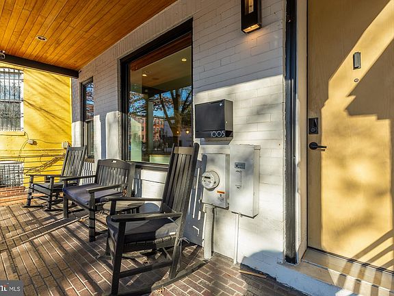 3rd image of 1005 P St NW