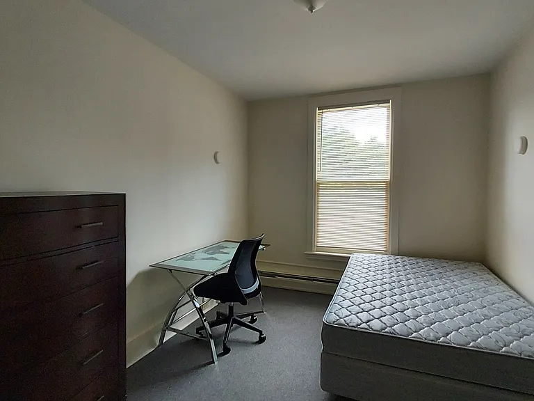 307 Stewart Ave #6 — Photo 10