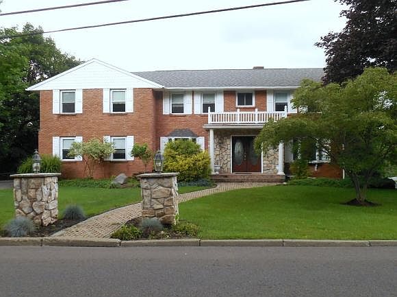 1st image of 88 Clifton Blvd
