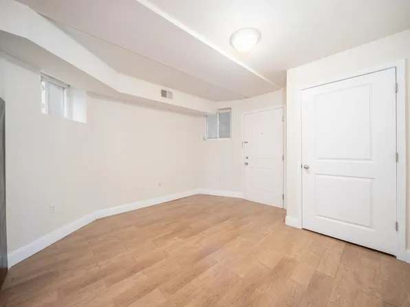 149 Webster Avenue image 8 of 31