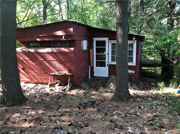 221 Black Lake Rd #A, Hammond, NY 13646