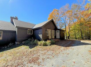 157 Sap Bucket Cir, Peru, VT 05152