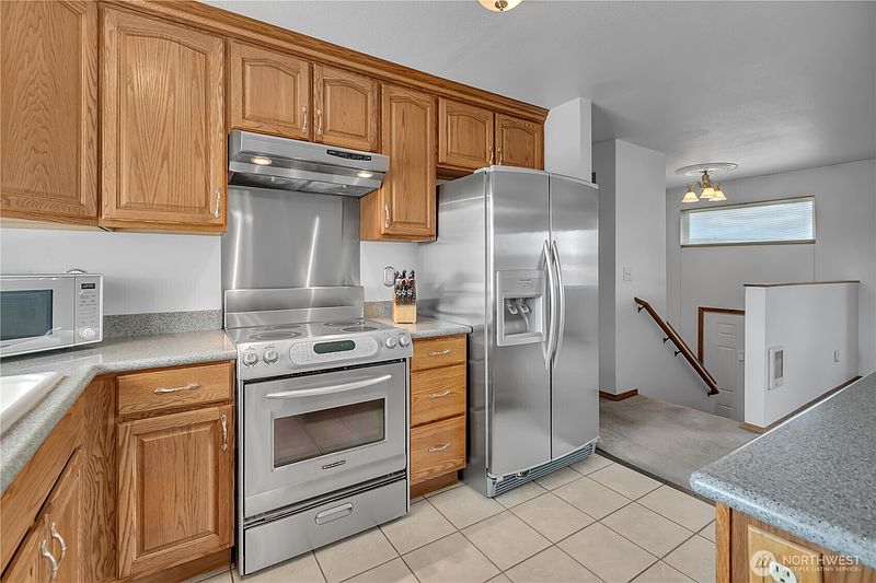 5th image of 115 3rd Avenue NW