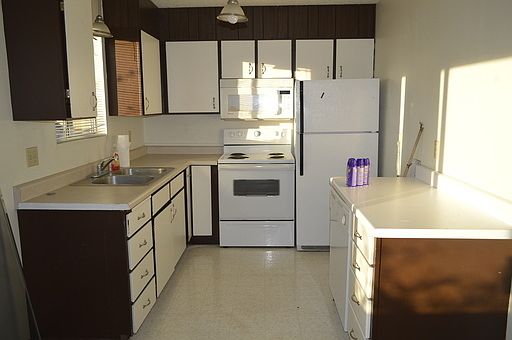 3rd image of 1662-1672 McPherson Ave #1666