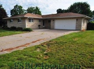 102 Ryan St, Lone Tree, IA 52755