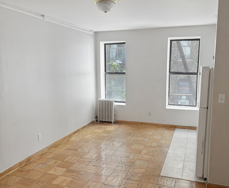 1st image of 548 W 50th St APT 4RE