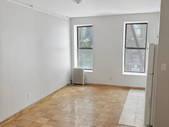 548 W 50th St APT 4RE, New York, NY 10019