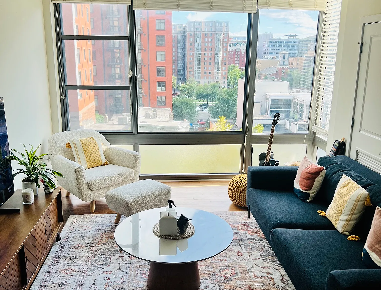1 bed, 891 sqft, $3,100 — Photo 2